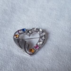 Catamore Heart Brooch 1/20th gold filled
